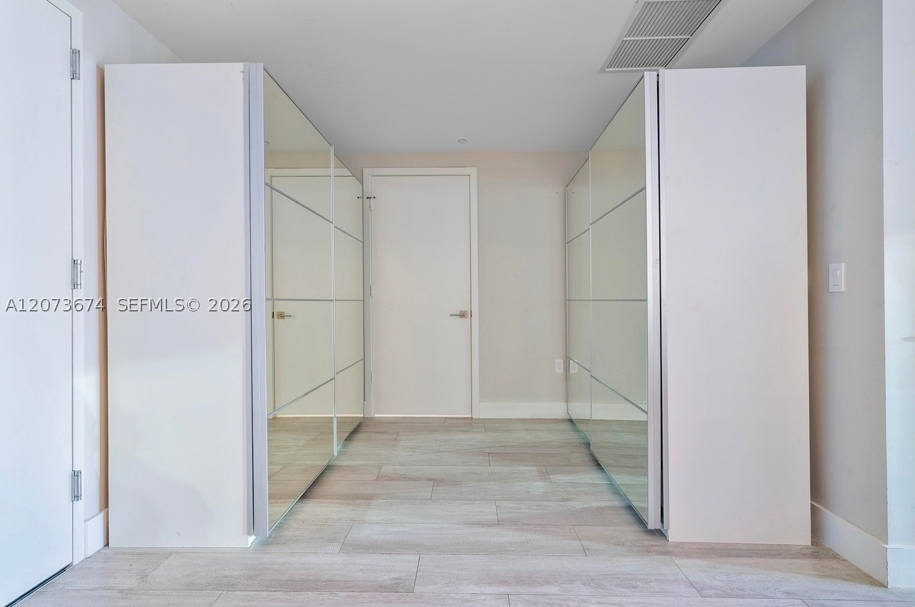 121 NE 34th St #2506A, Miami FL 33137