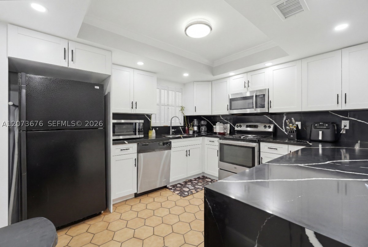 7460 Woodmont Ter #101, Tamarac FL 33321