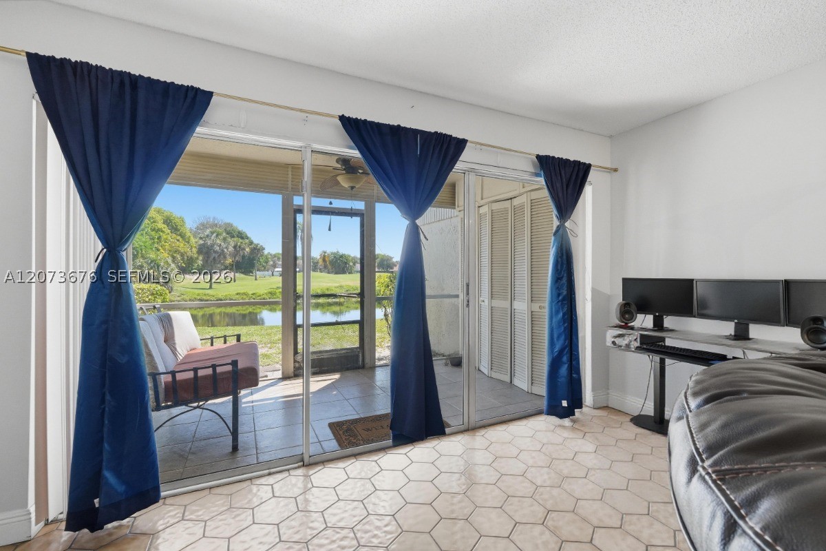 7460 Woodmont Ter #101, Tamarac FL 33321