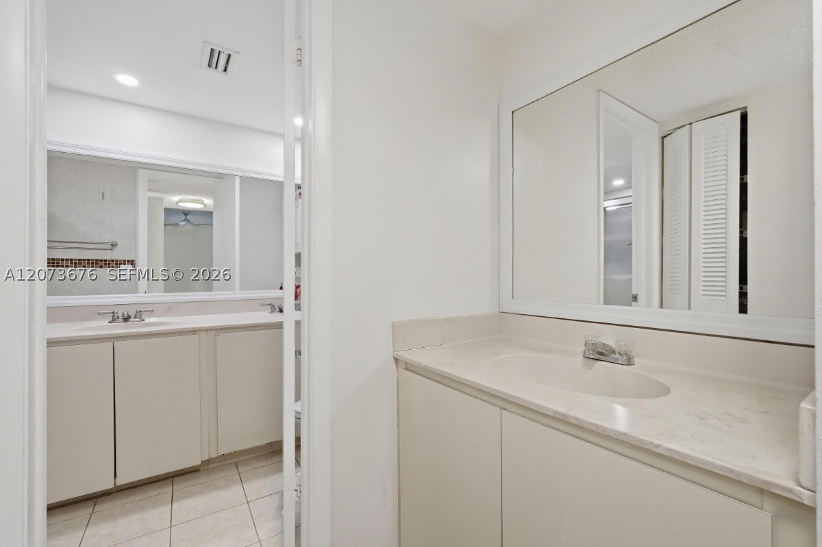 7460 Woodmont Ter #101, Tamarac FL 33321