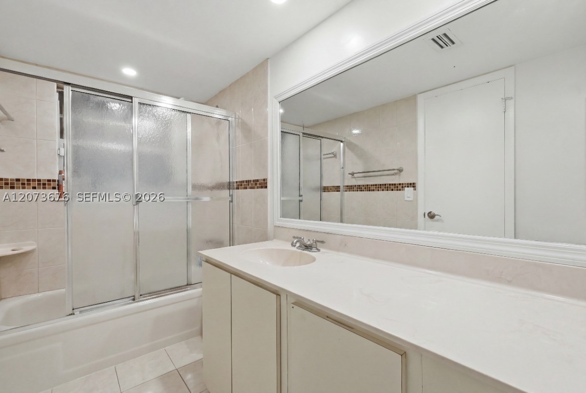7460 Woodmont Ter #101, Tamarac FL 33321