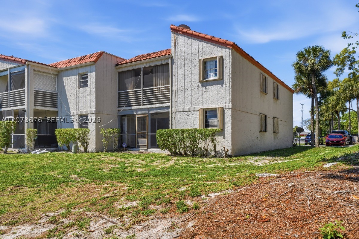 7460 Woodmont Ter #101, Tamarac FL 33321