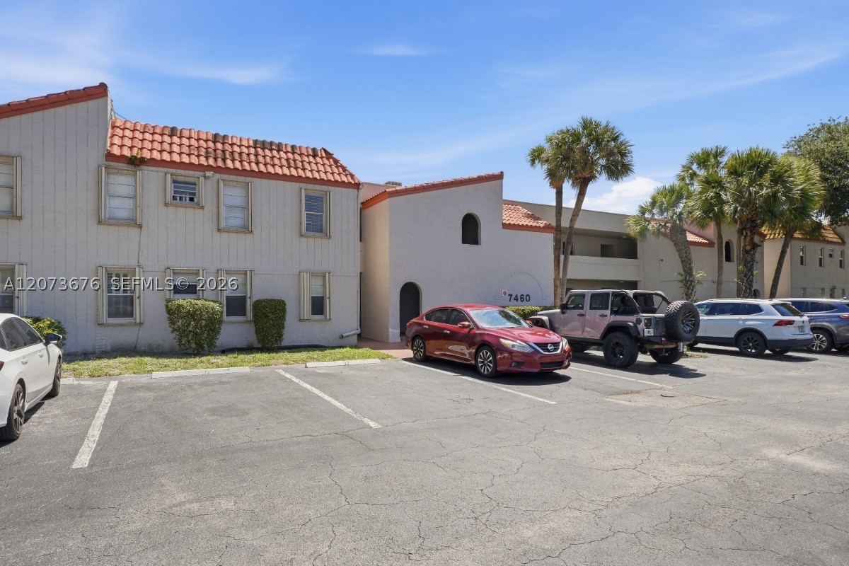 7460 Woodmont Ter #101, Tamarac FL 33321