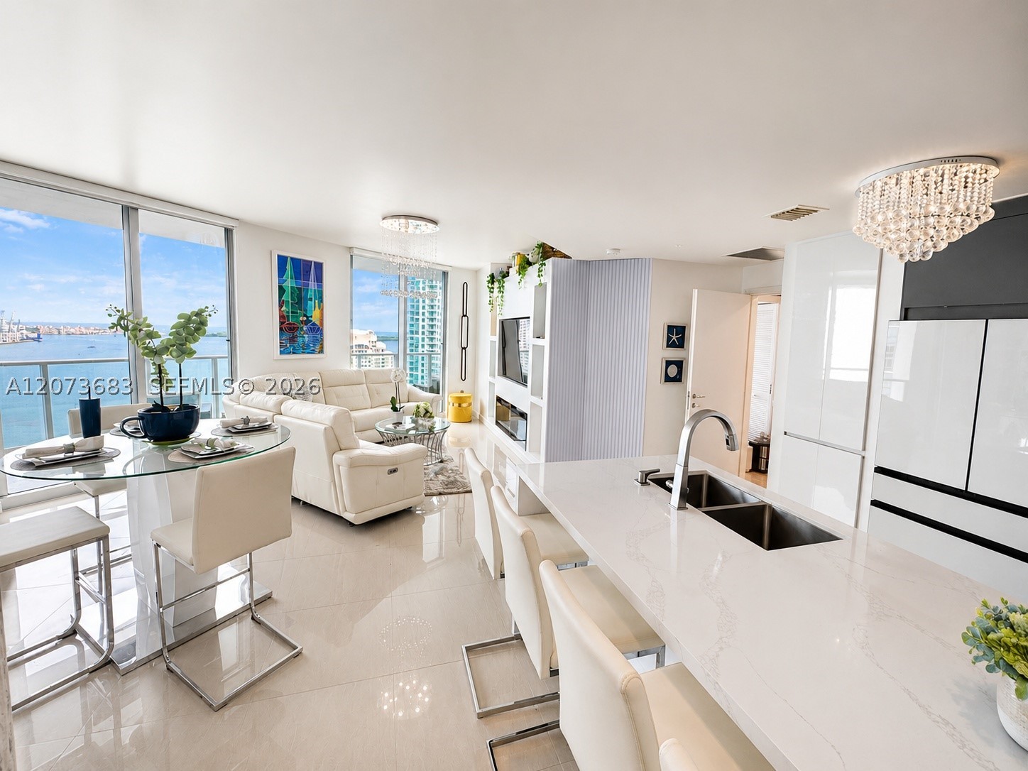300 S Biscayne Blvd #T-2910, Miami FL 33131