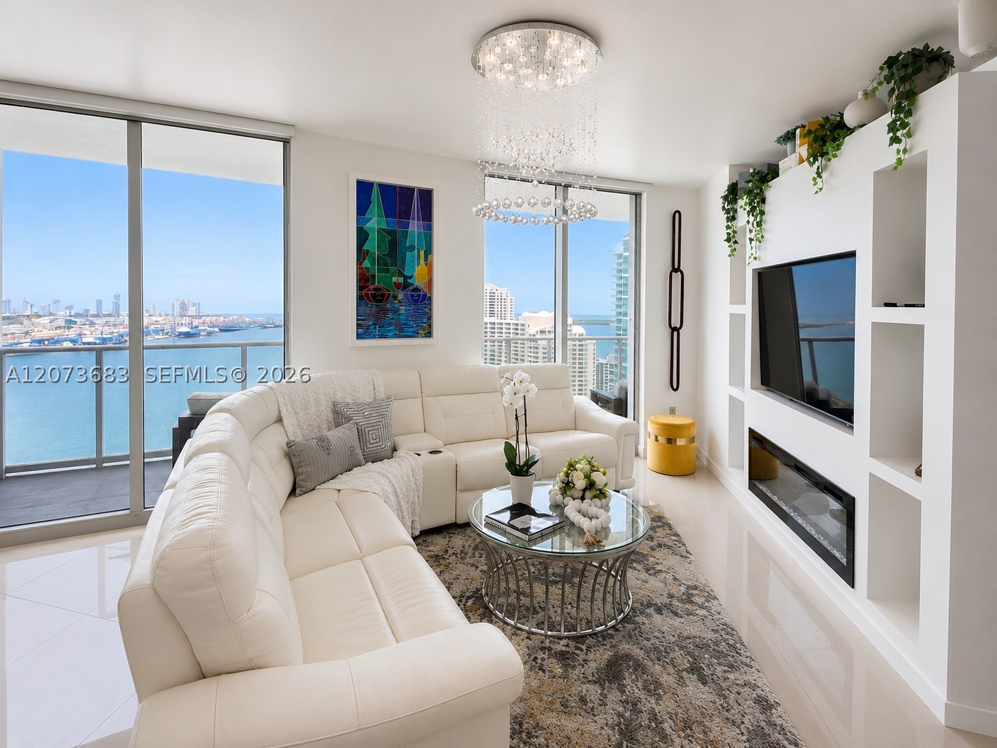 300 S Biscayne Blvd #T-2910, Miami FL 33131