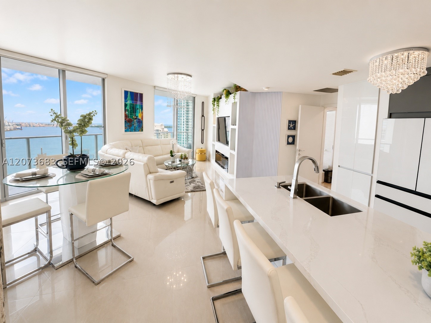 300 S Biscayne Blvd #T-2910, Miami FL 33131