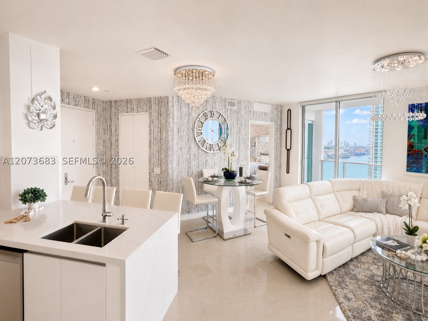 300 S Biscayne Blvd #T-2910, Miami FL 33131
