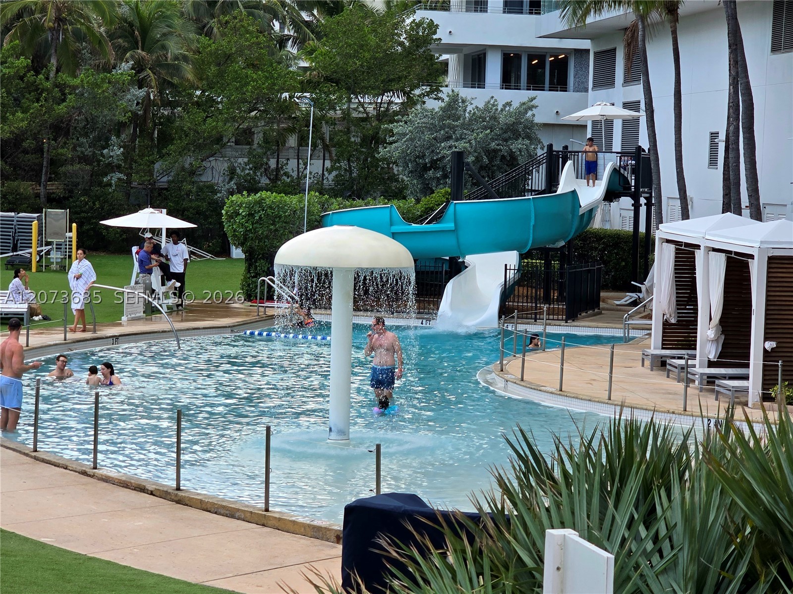 4401 Collins Ave #1401, Miami Beach FL 33140