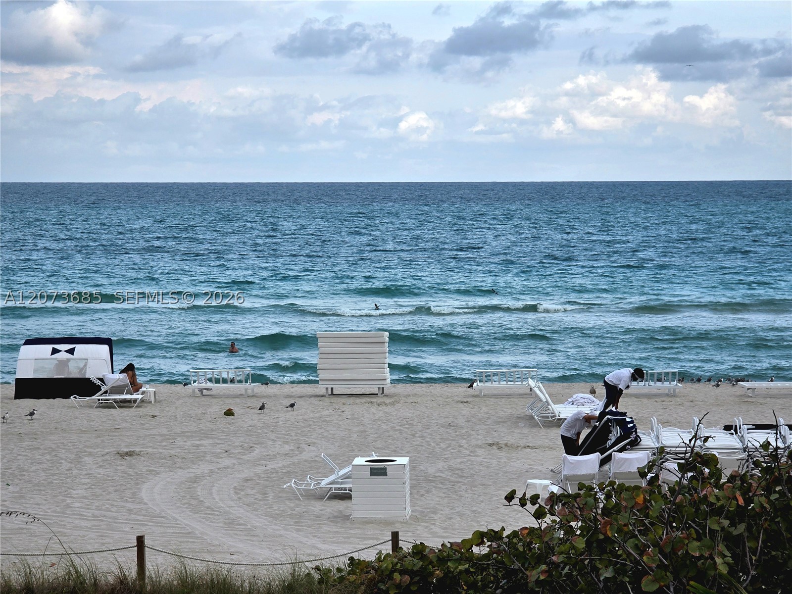 4401 Collins Ave #1401, Miami Beach FL 33140