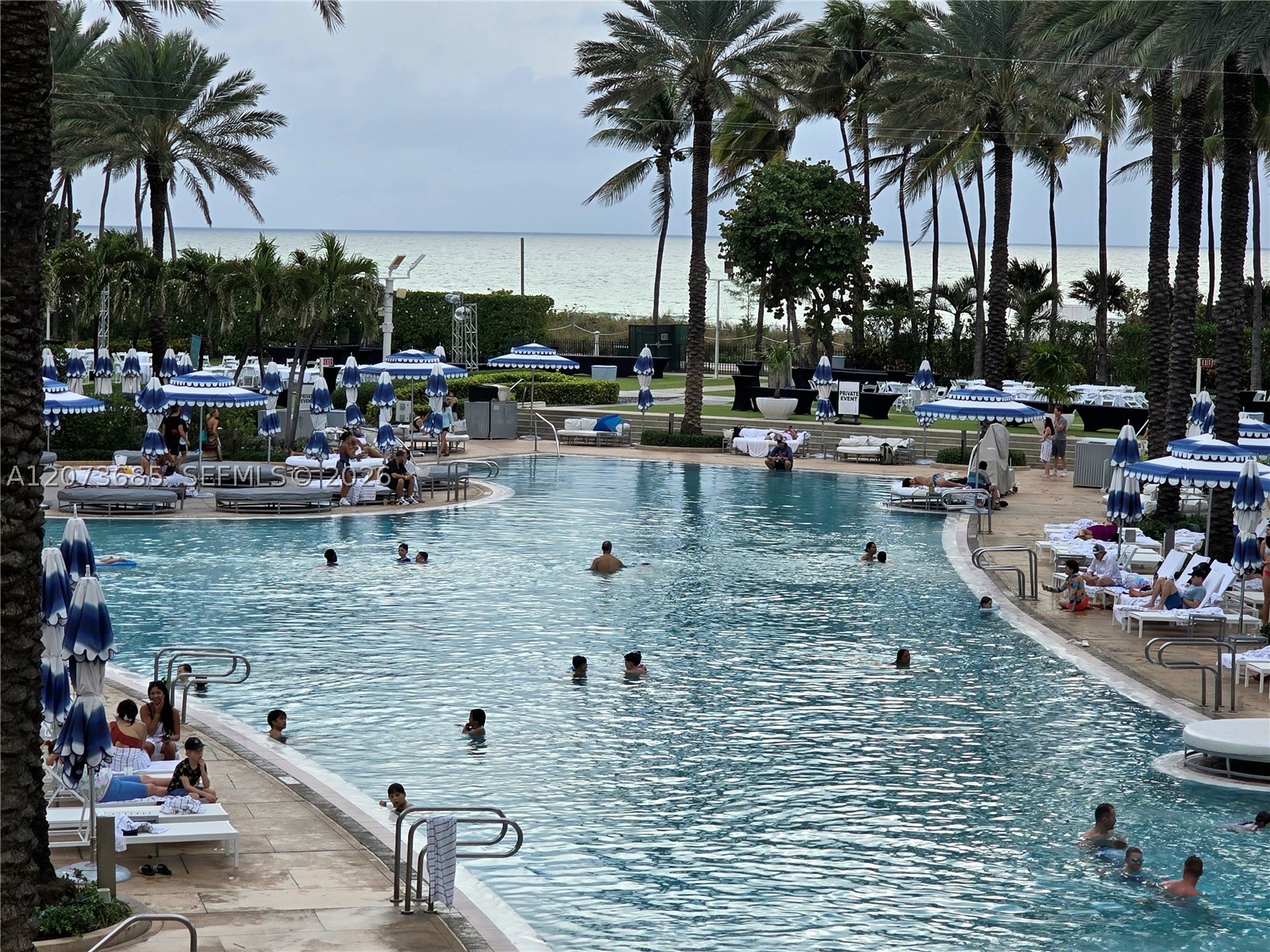 4401 Collins Ave #1401, Miami Beach FL 33140