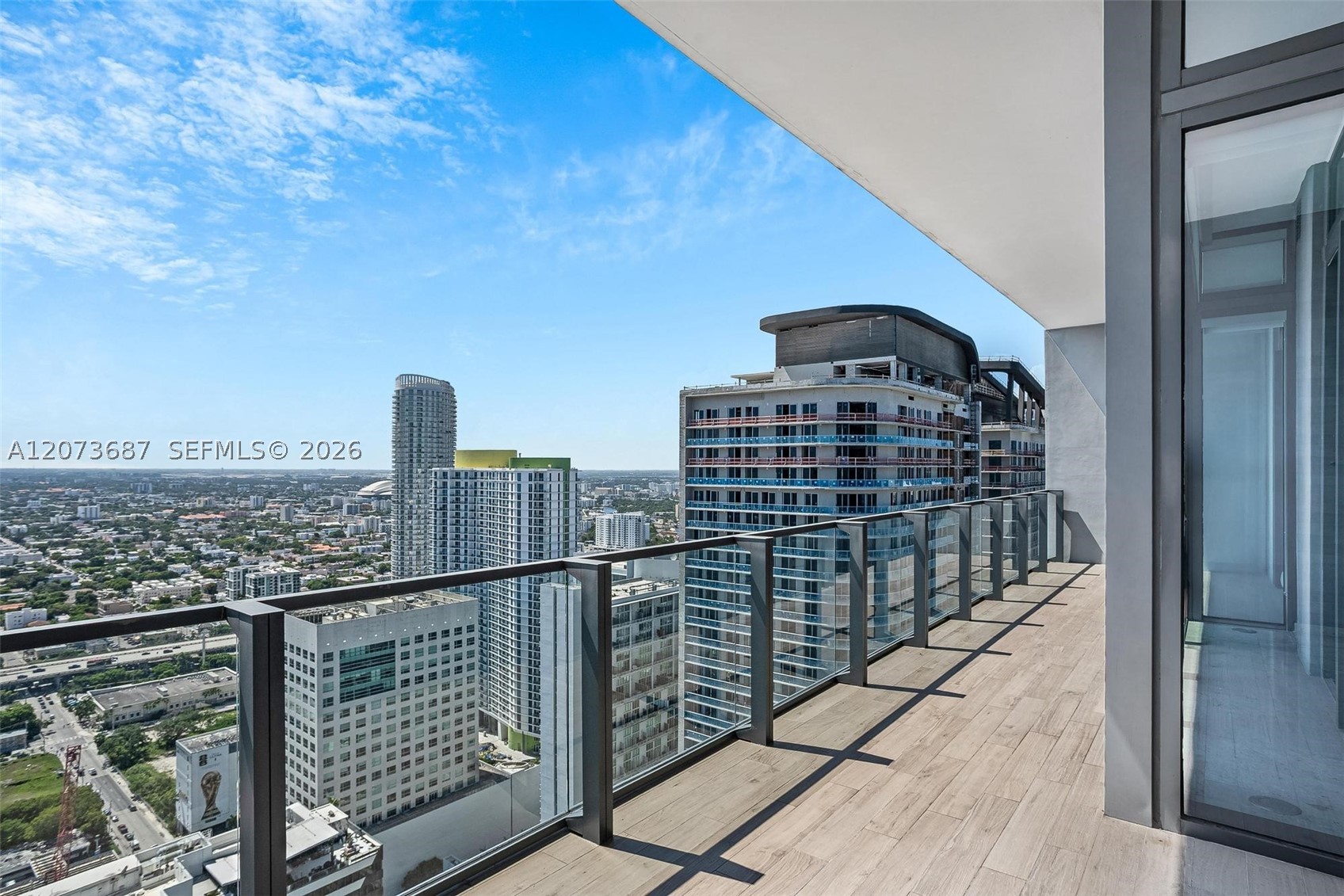 88 SW 7th St #4004, Miami FL 33130