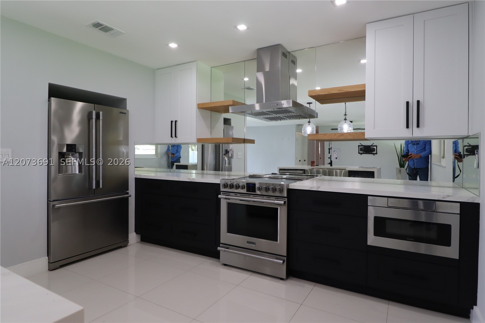 8123 SW 95th Ct, Miami FL 33173