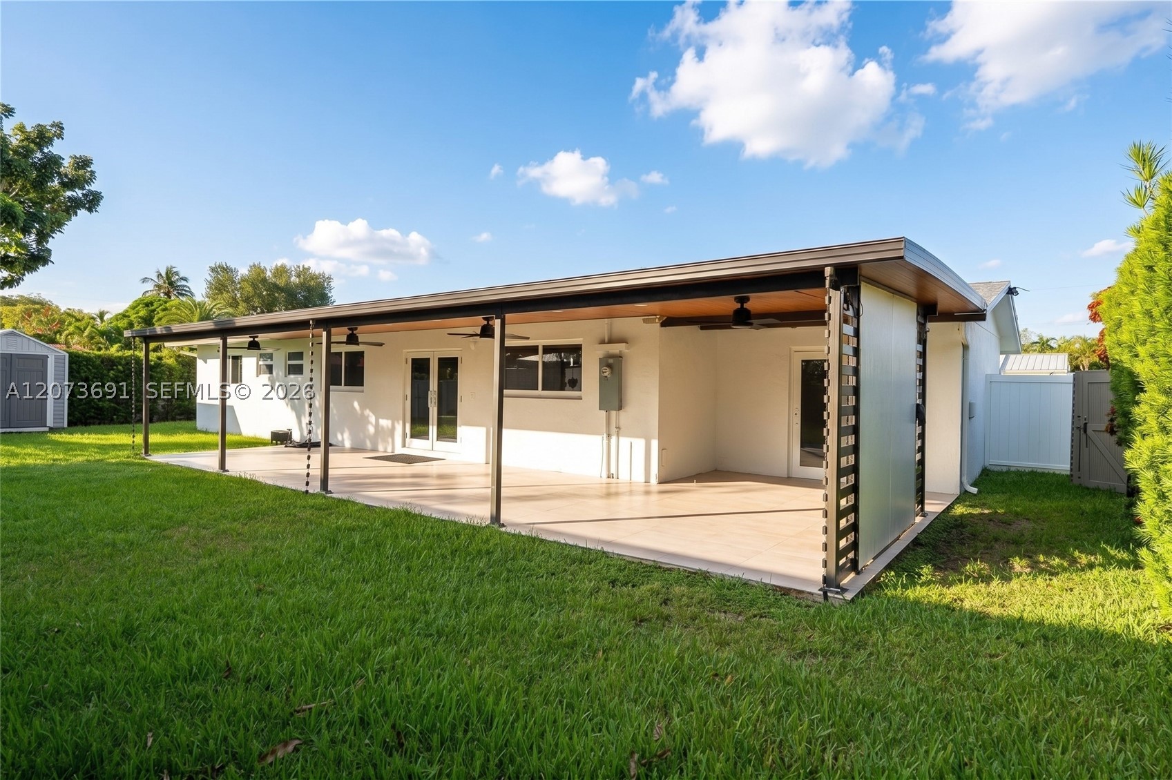 8123 SW 95th Ct, Miami FL 33173
