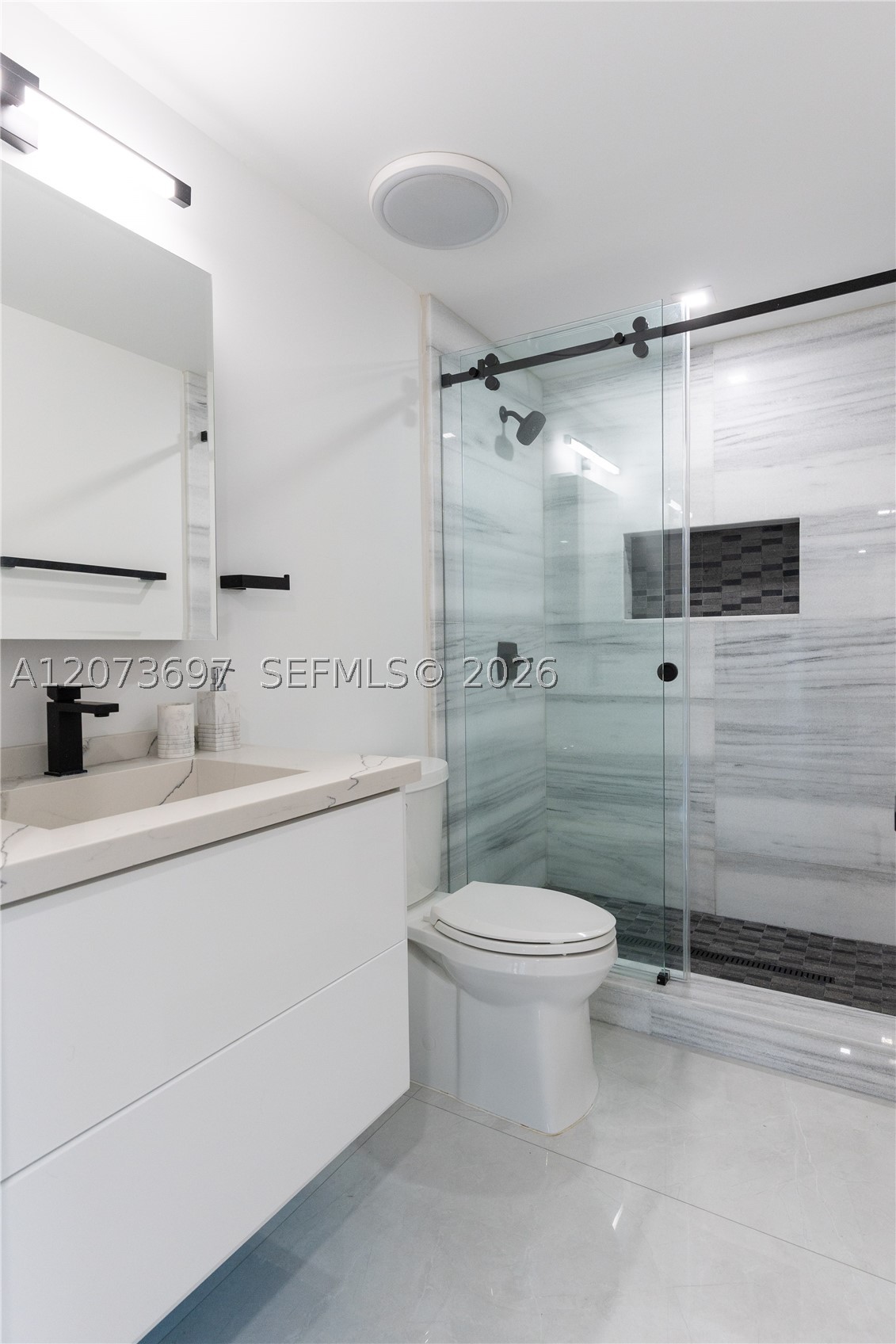 5601 N Ocean Dr, Hollywood FL 33019