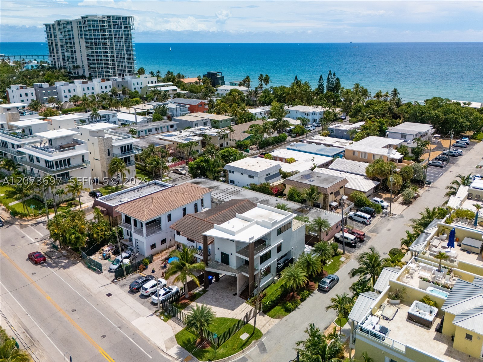 5601 N Ocean Dr, Hollywood FL 33019