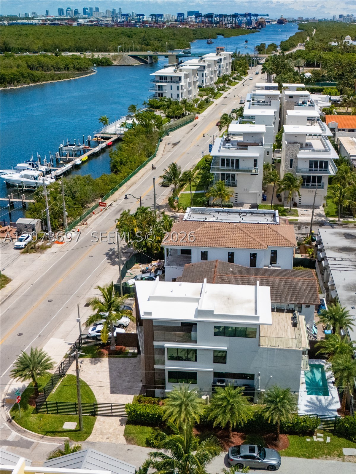 5601 N Ocean Dr, Hollywood FL 33019
