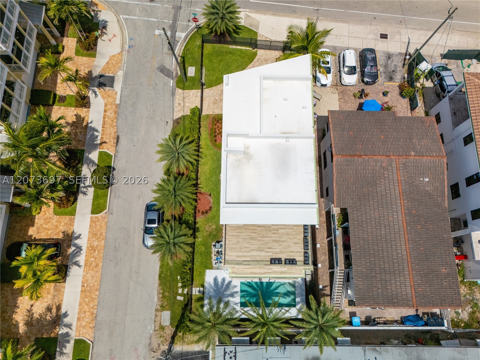 5601 N Ocean Dr, Hollywood FL 33019