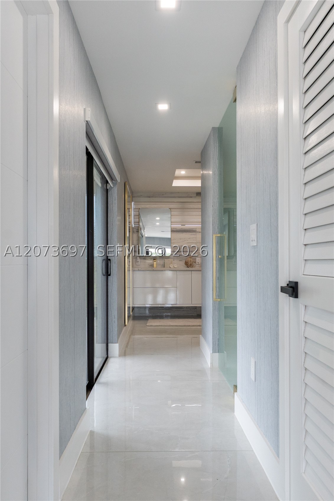 5601 N Ocean Dr, Hollywood FL 33019