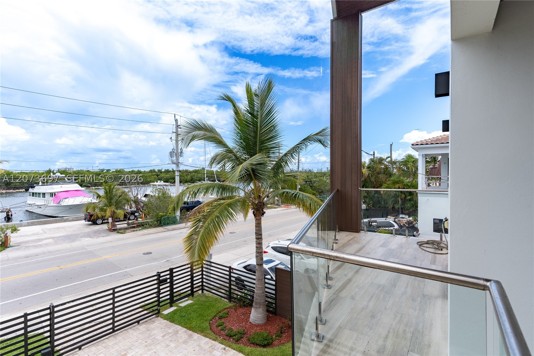 5601 N Ocean Dr, Hollywood FL 33019