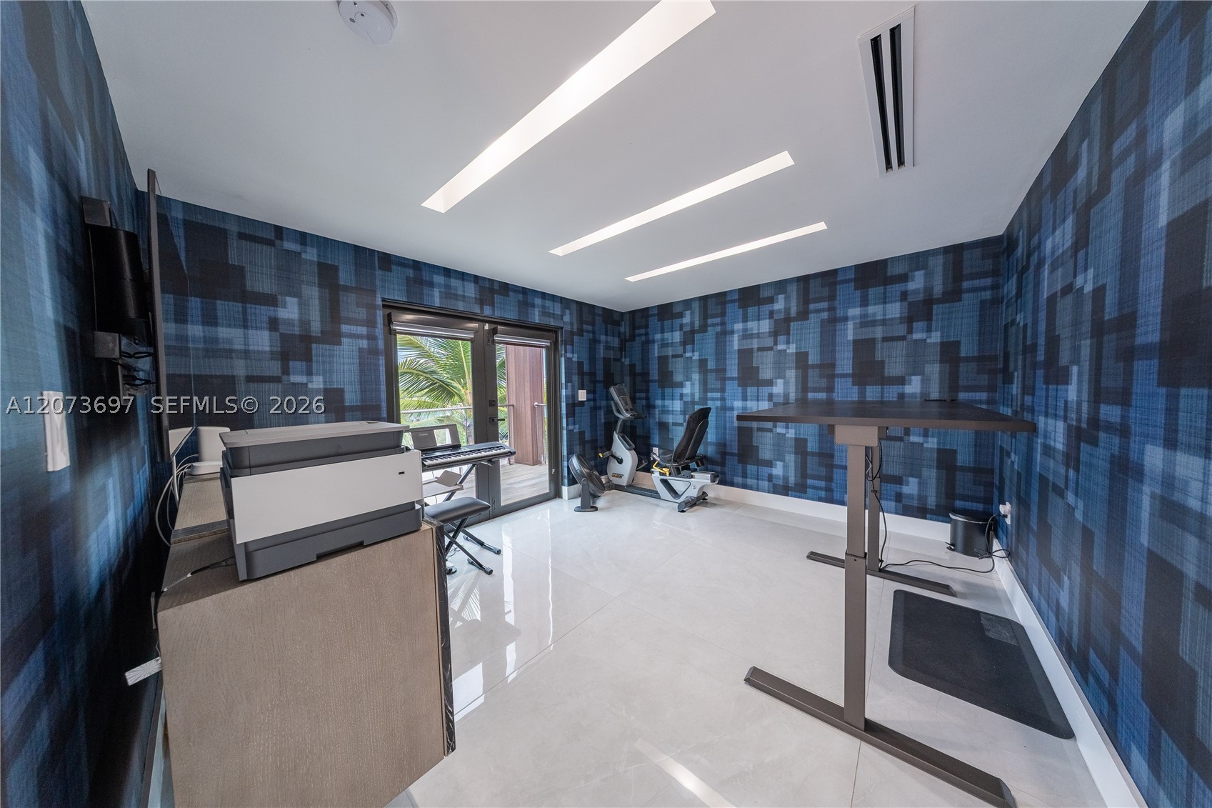 5601 N Ocean Dr, Hollywood FL 33019