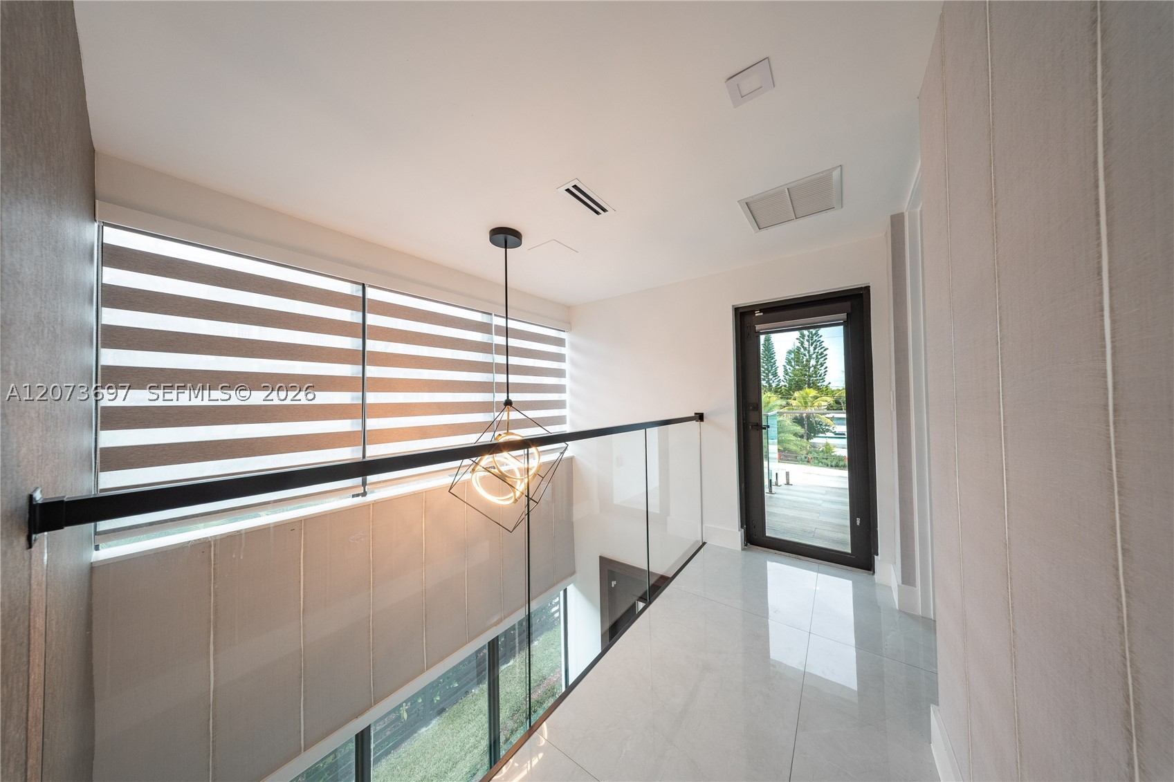 5601 N Ocean Dr, Hollywood FL 33019