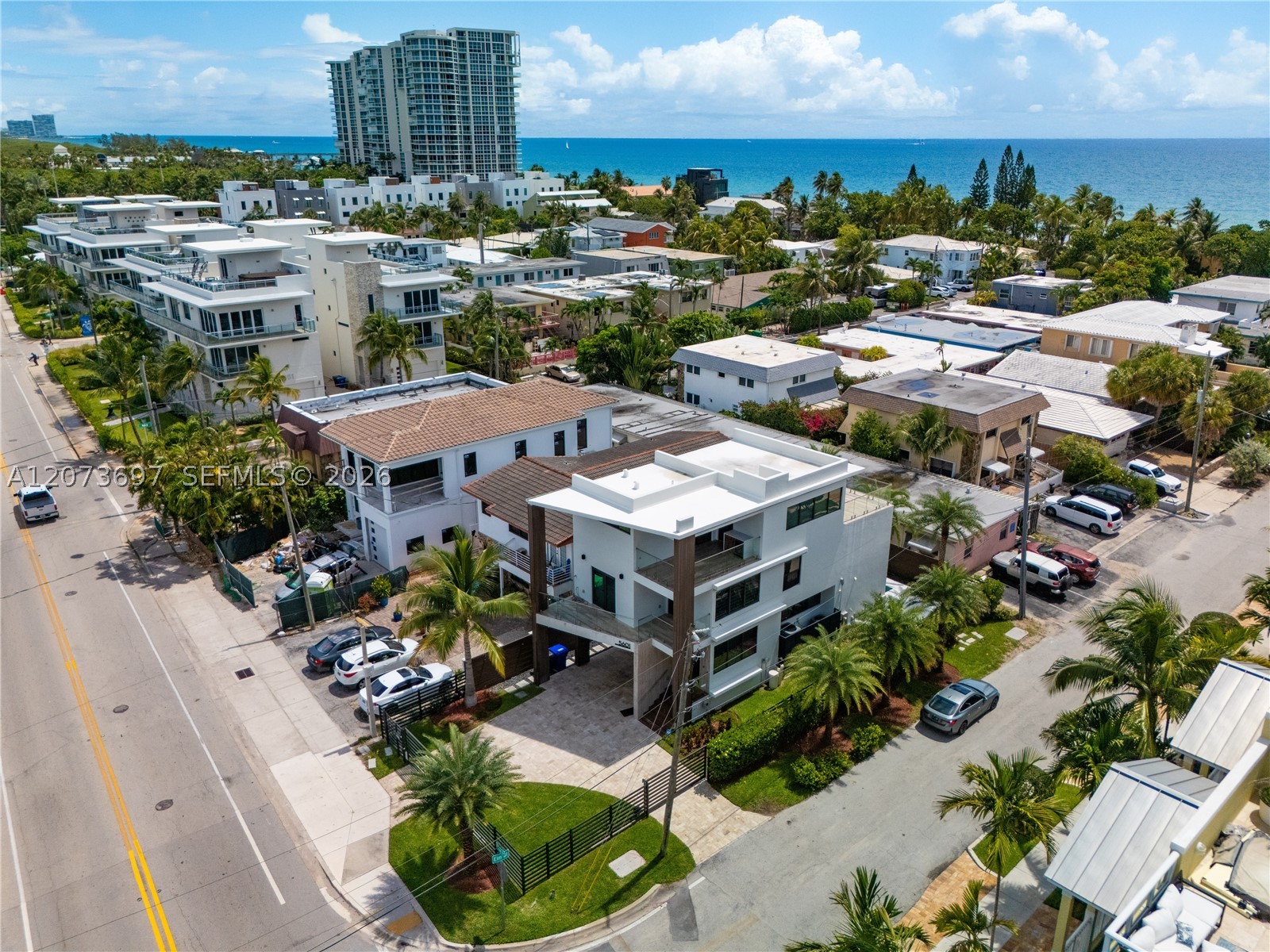 5601 N Ocean Dr, Hollywood FL 33019