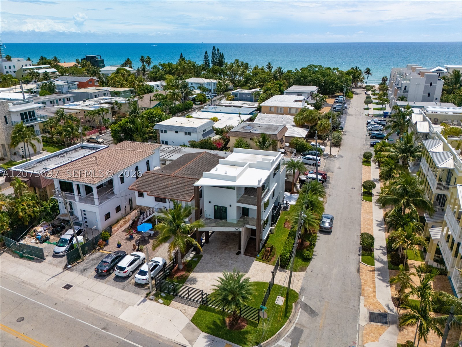 5601 N Ocean Dr, Hollywood FL 33019