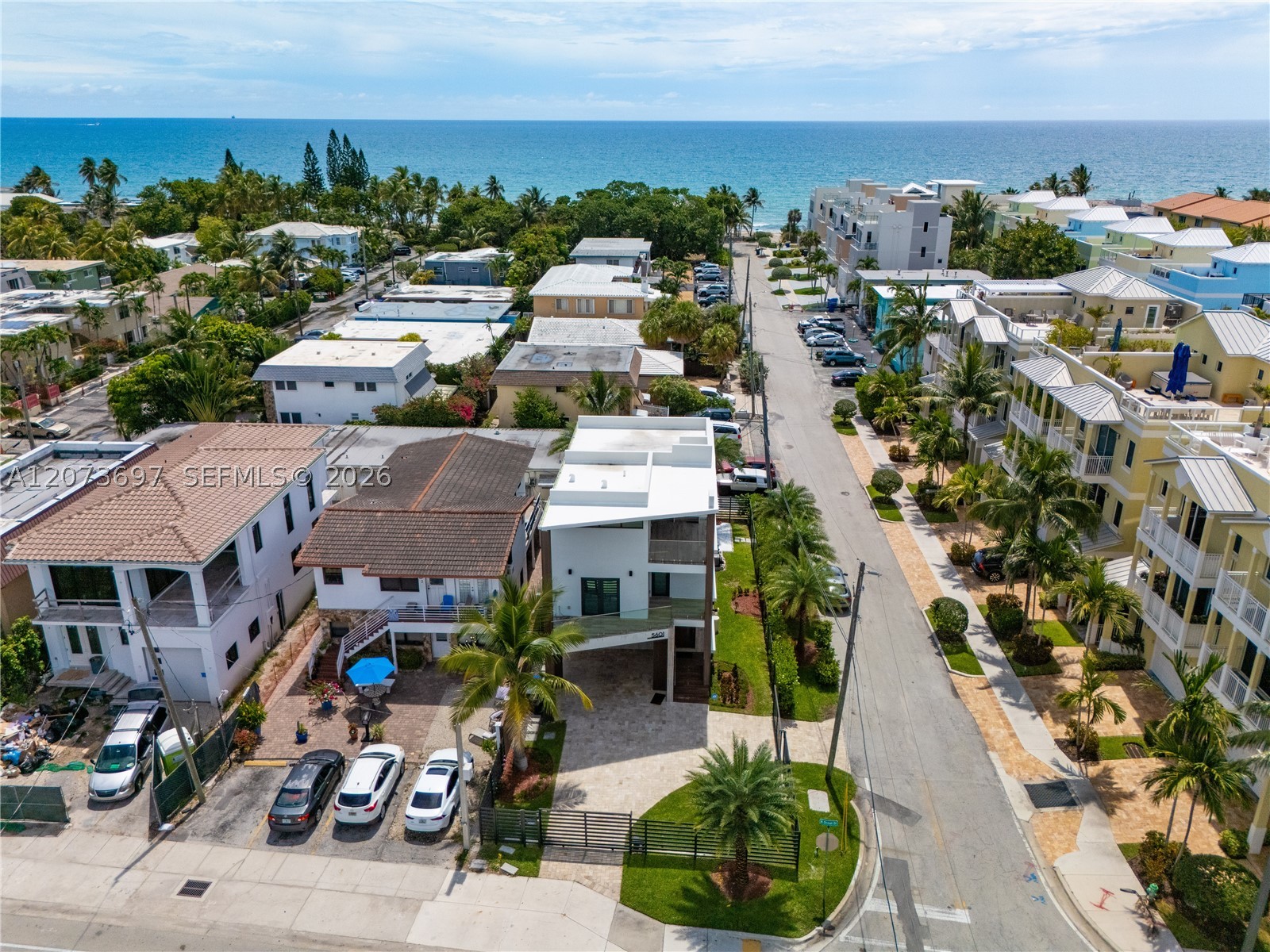 5601 N Ocean Dr, Hollywood FL 33019