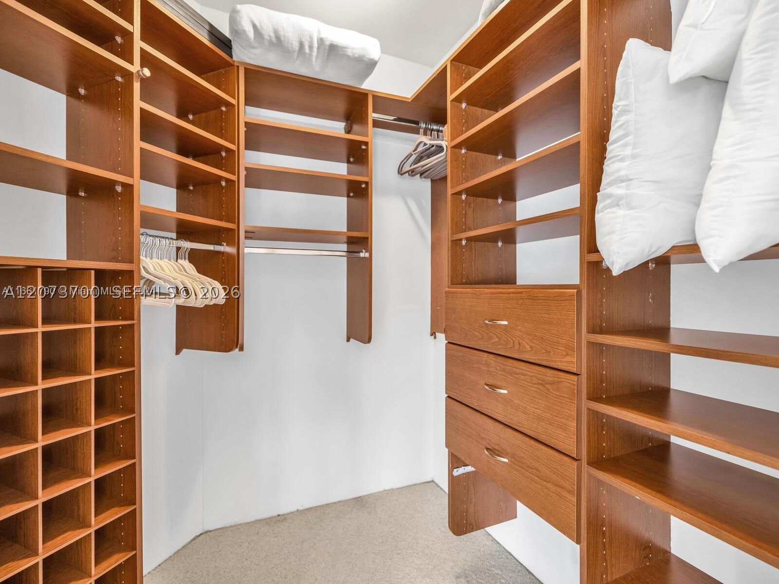 4779 Collins Ave #1005, Miami Beach FL 33140