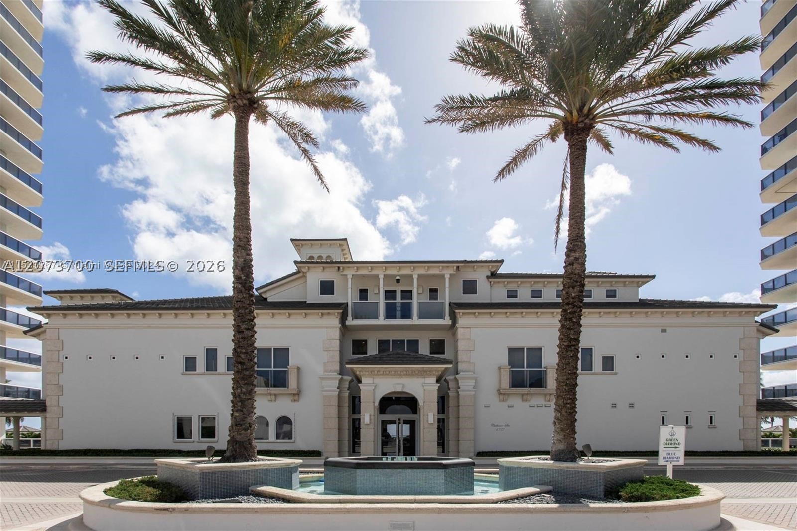 4779 Collins Ave #1005, Miami Beach FL 33140