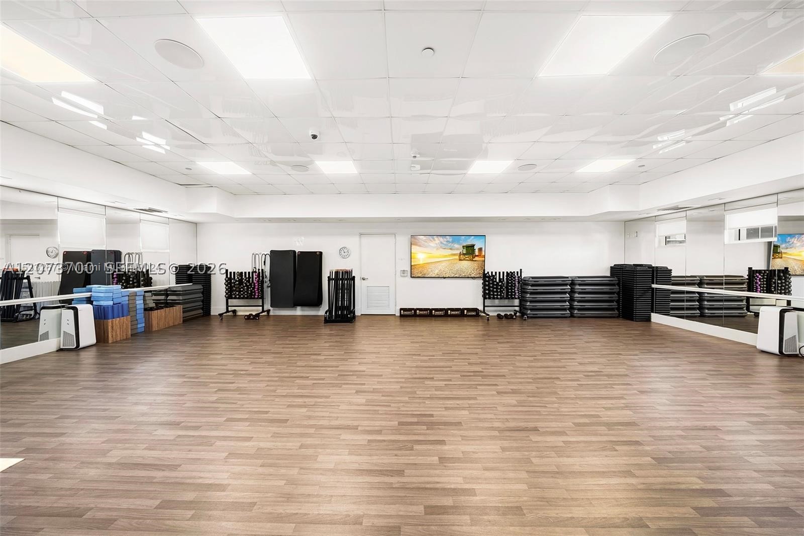 4779 Collins Ave #1005, Miami Beach FL 33140