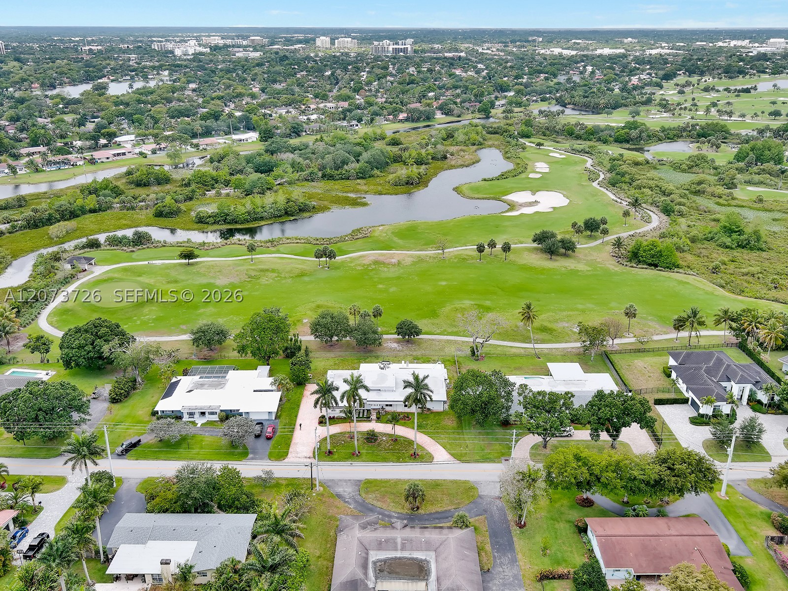 621 E Tropical Way, Plantation FL 33317
