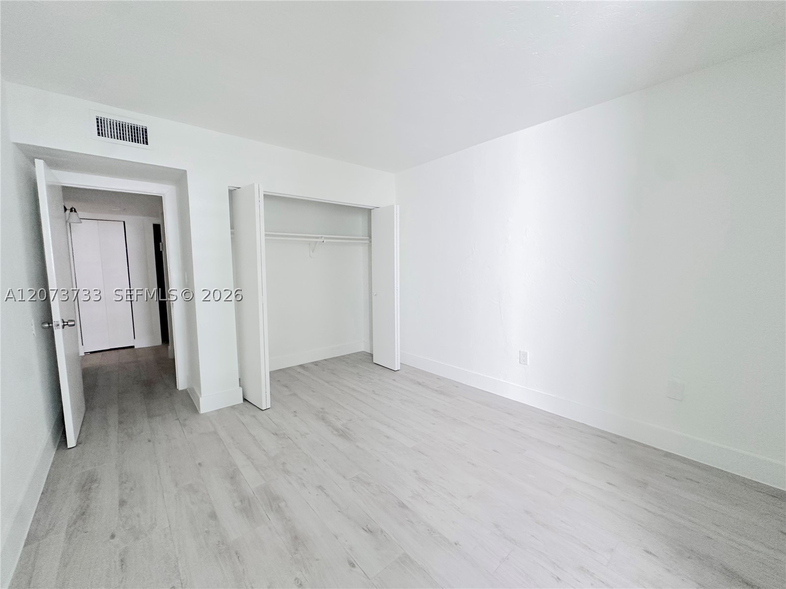 6890 N Kendall Dr #B204, Pinecrest FL 33156