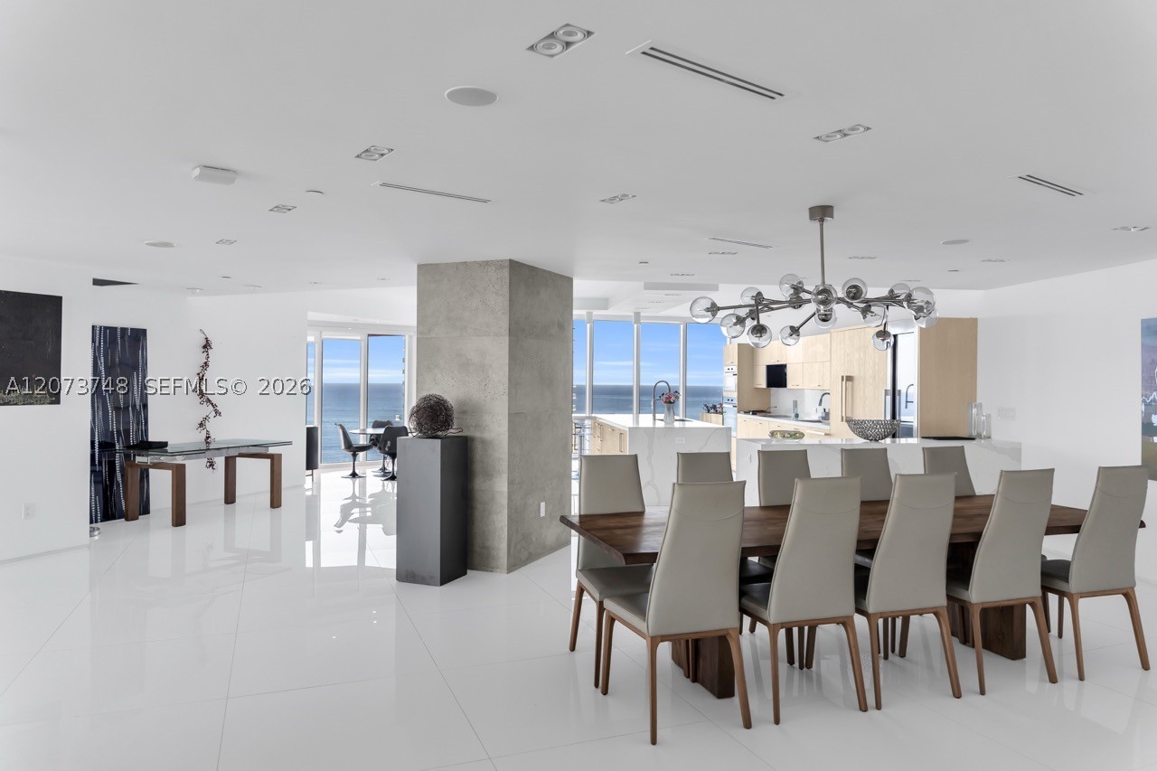 300 S Pointe Dr #3105, Miami Beach FL 33139