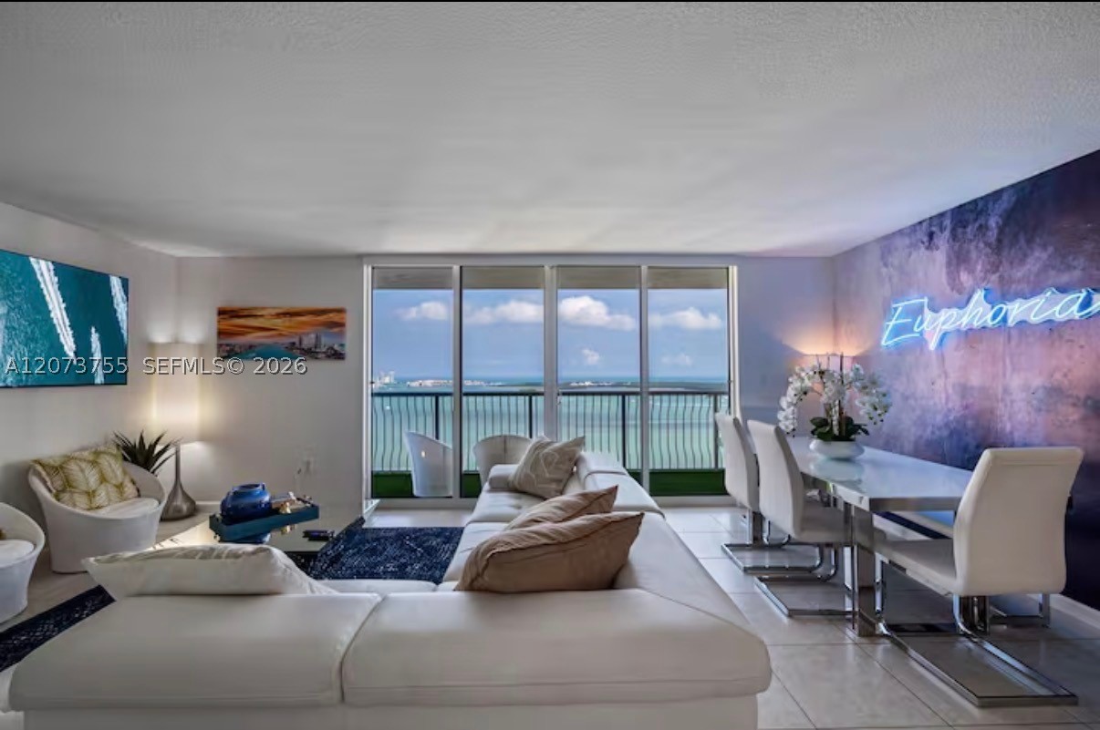 1200 Brickell Bay Dr #4101, Miami FL 33131