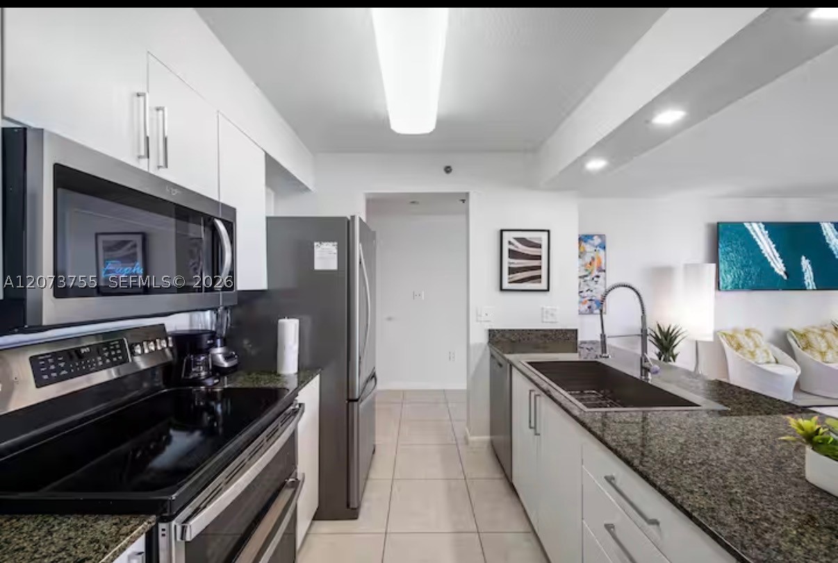 1200 Brickell Bay Dr #4101, Miami FL 33131