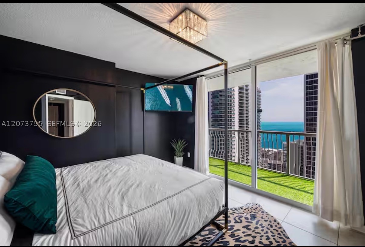 1200 Brickell Bay Dr #4101, Miami FL 33131
