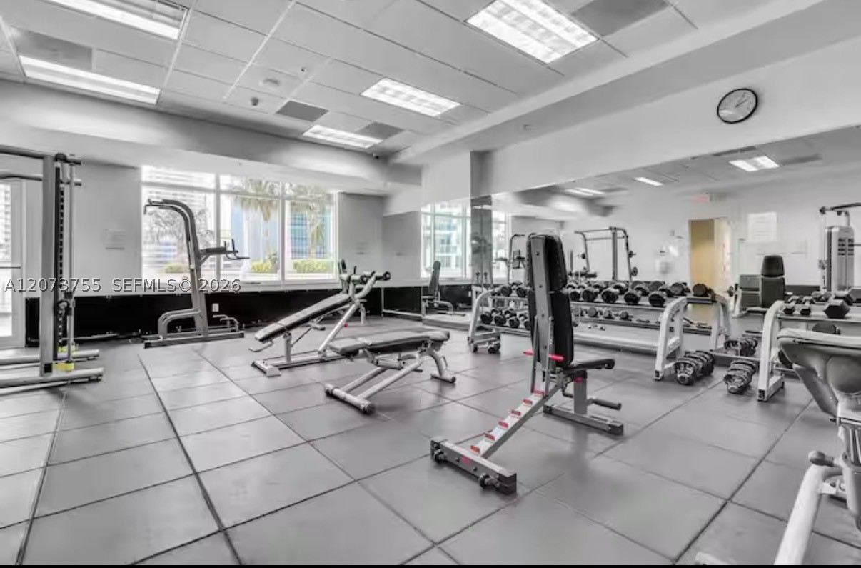 1200 Brickell Bay Dr #4101, Miami FL 33131