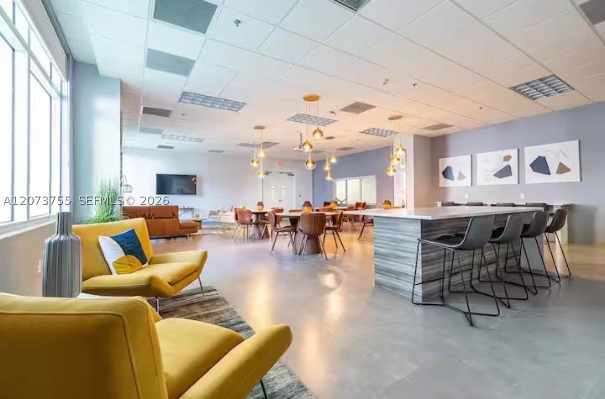 1200 Brickell Bay Dr #4101, Miami FL 33131