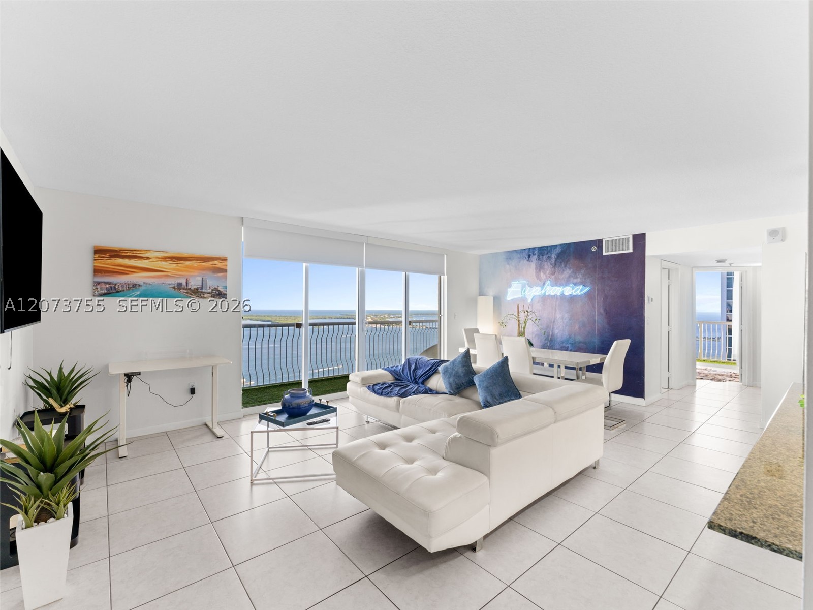 1200 Brickell Bay Dr #4101, Miami FL 33131