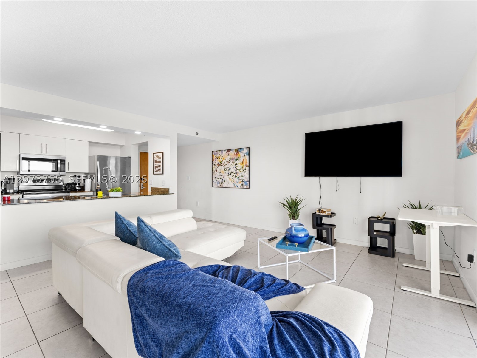 1200 Brickell Bay Dr #4101, Miami FL 33131