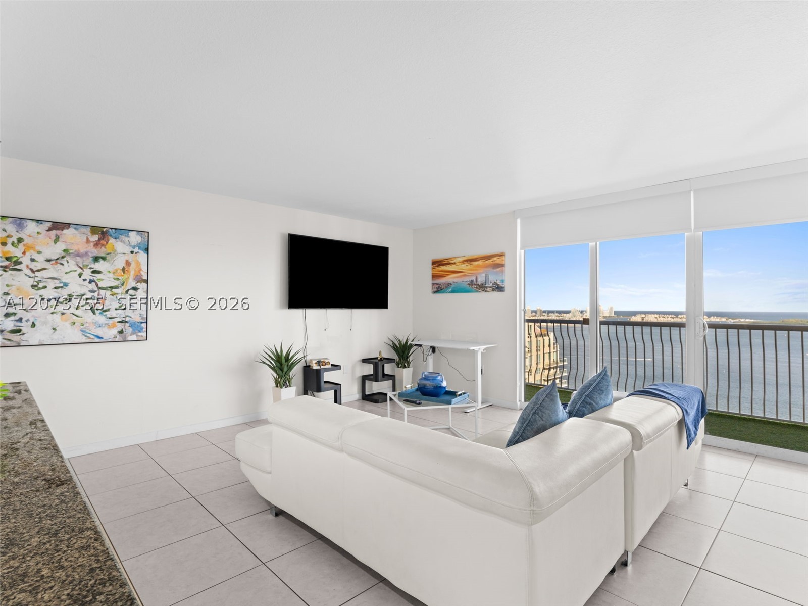 1200 Brickell Bay Dr #4101, Miami FL 33131
