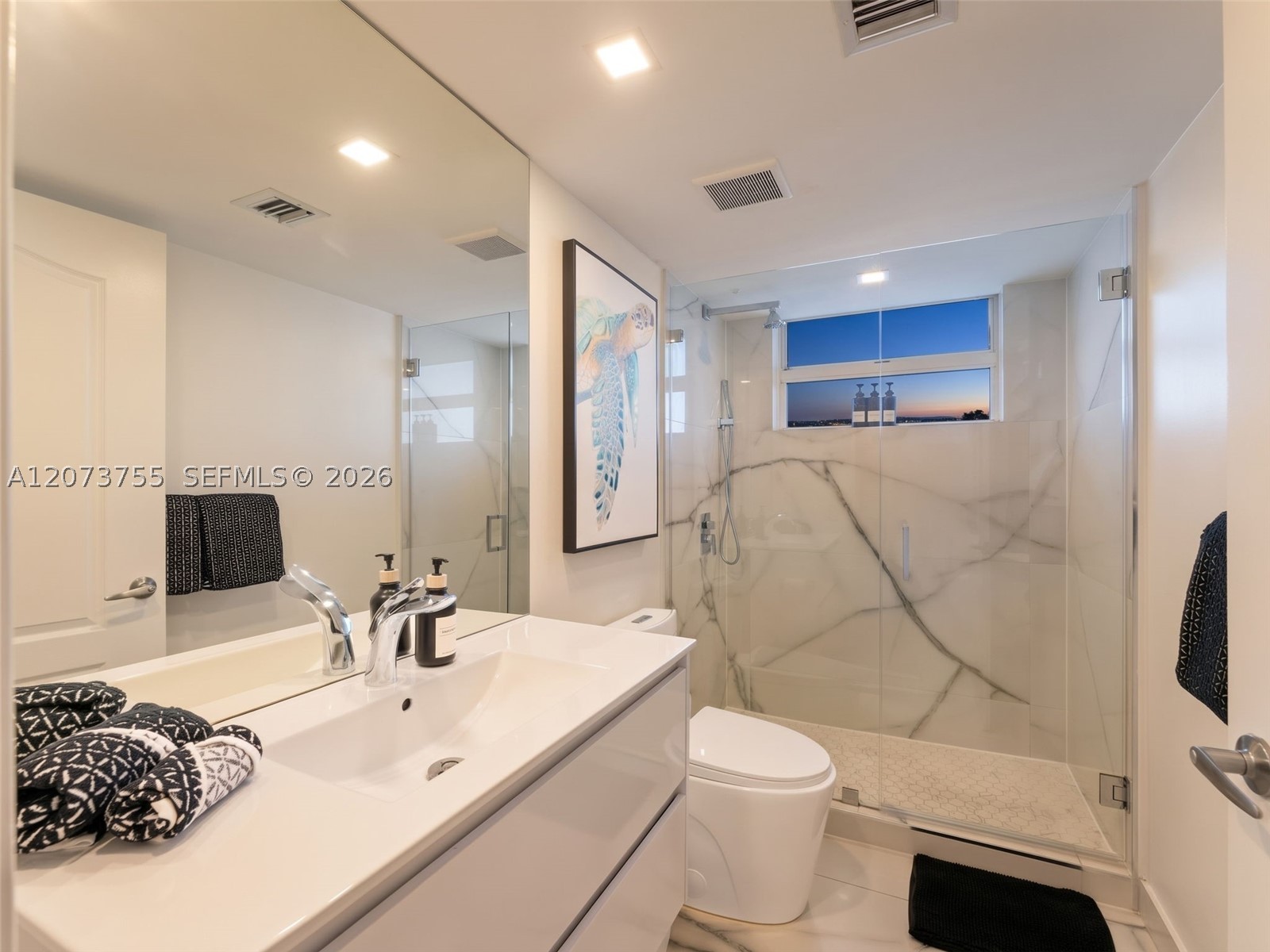 1200 Brickell Bay Dr #4101, Miami FL 33131