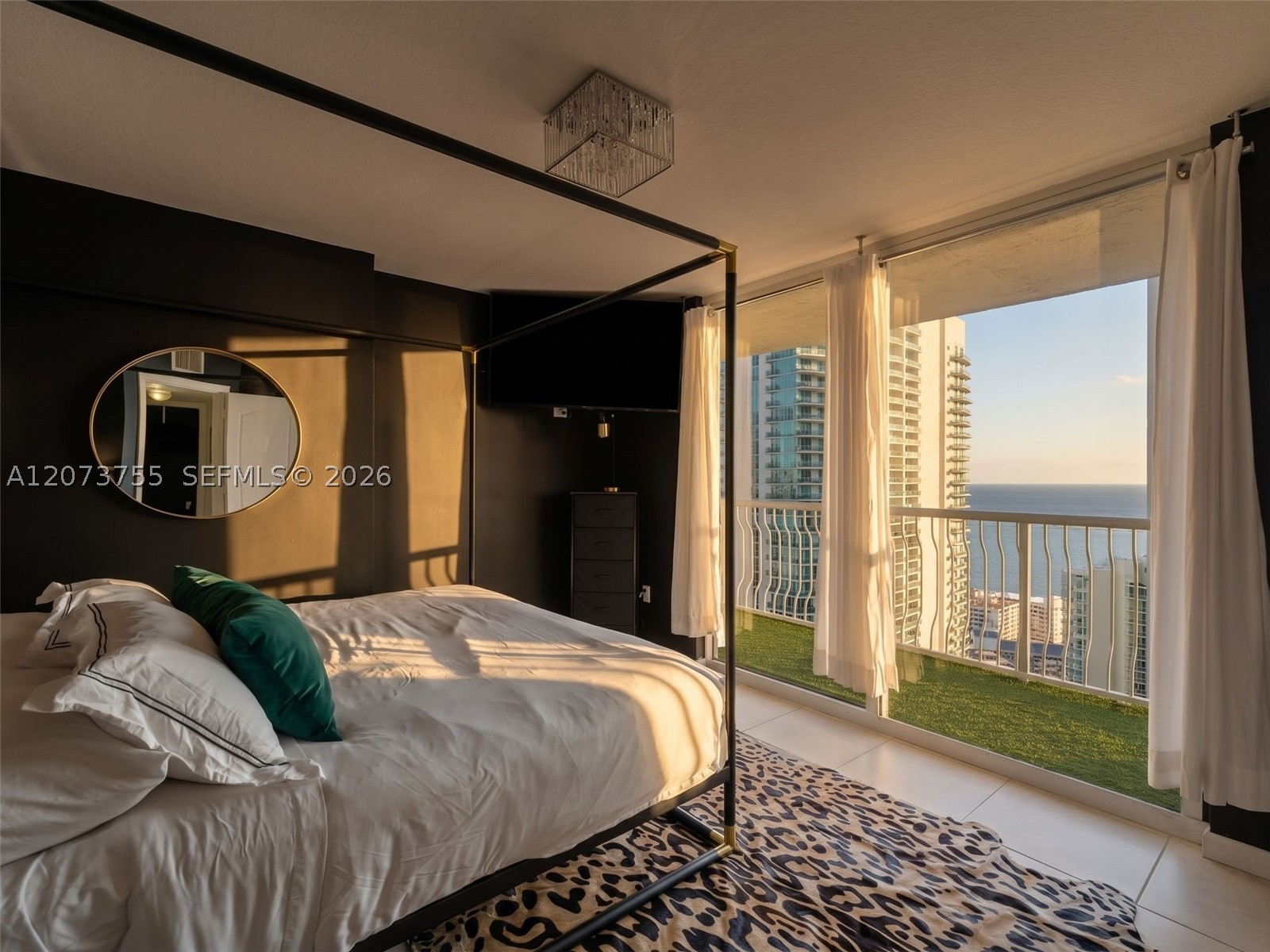 1200 Brickell Bay Dr #4101, Miami FL 33131