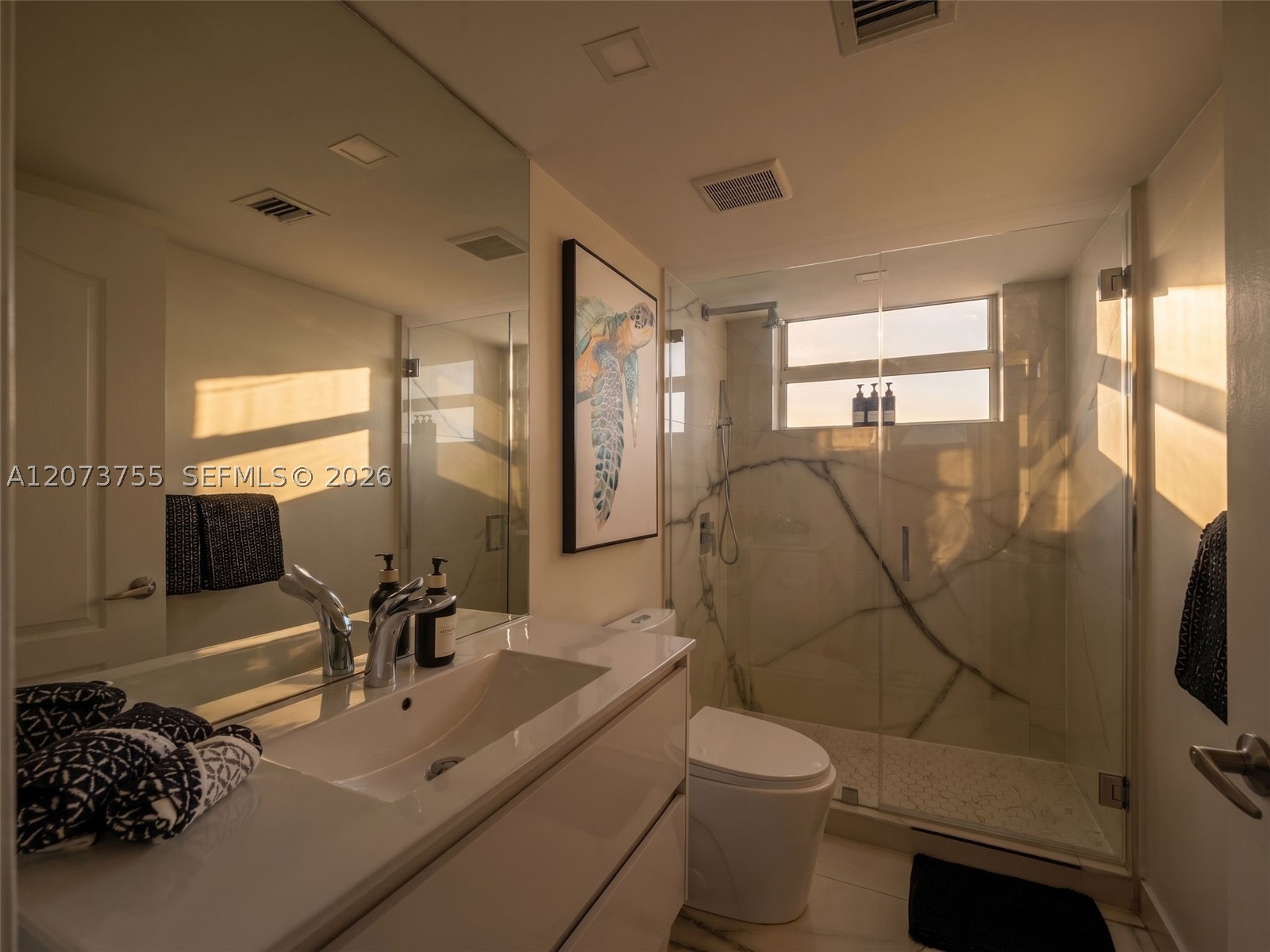 1200 Brickell Bay Dr #4101, Miami FL 33131