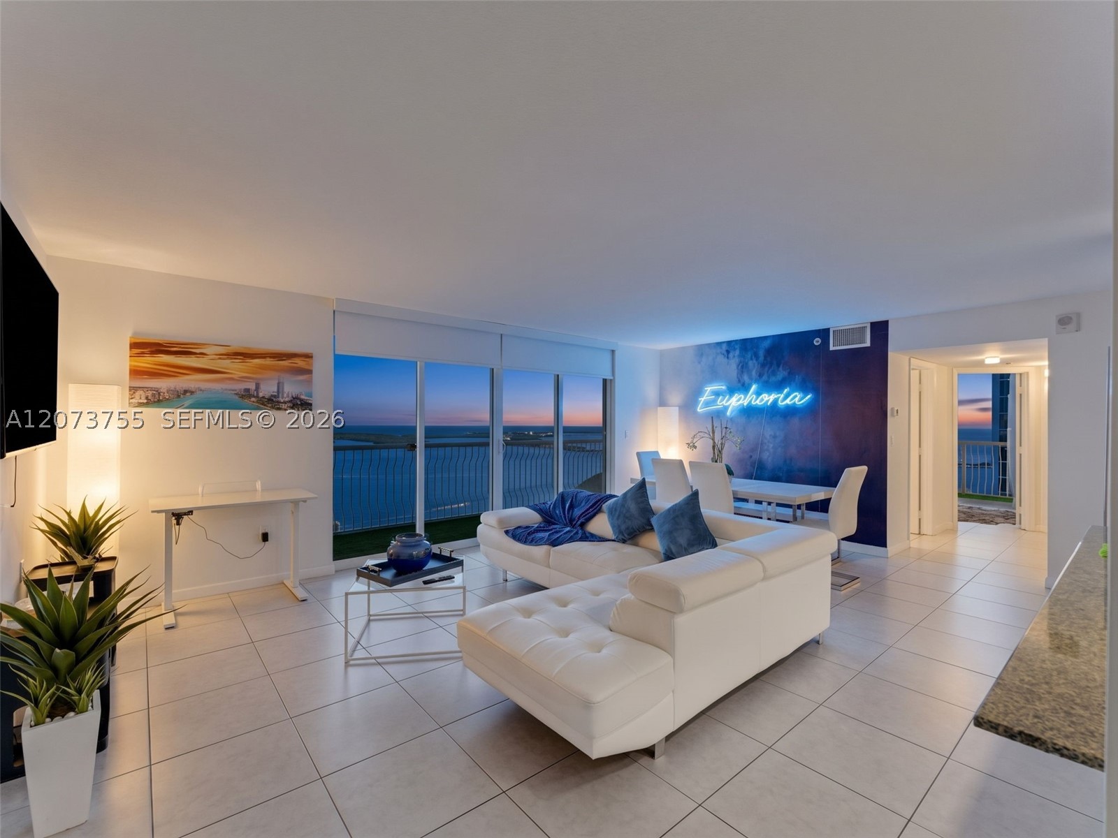 1200 Brickell Bay Dr #4101, Miami FL 33131