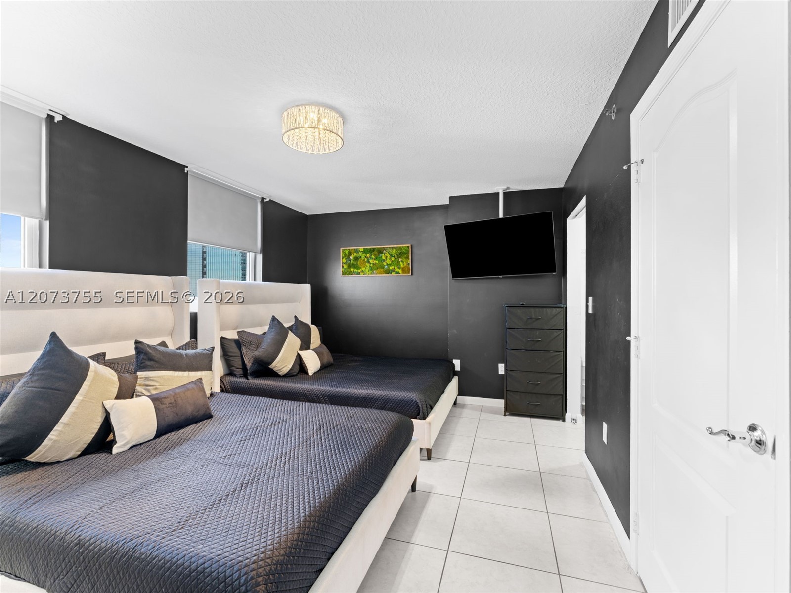 1200 Brickell Bay Dr #4101, Miami FL 33131