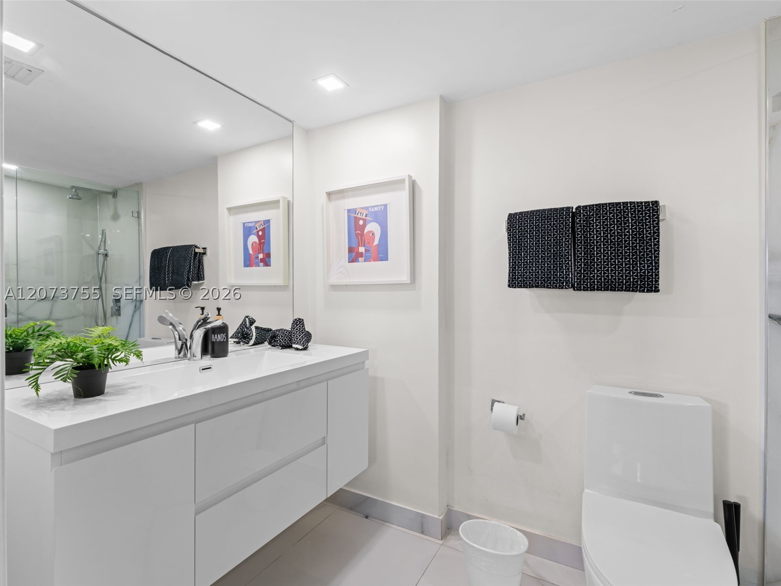1200 Brickell Bay Dr #4101, Miami FL 33131