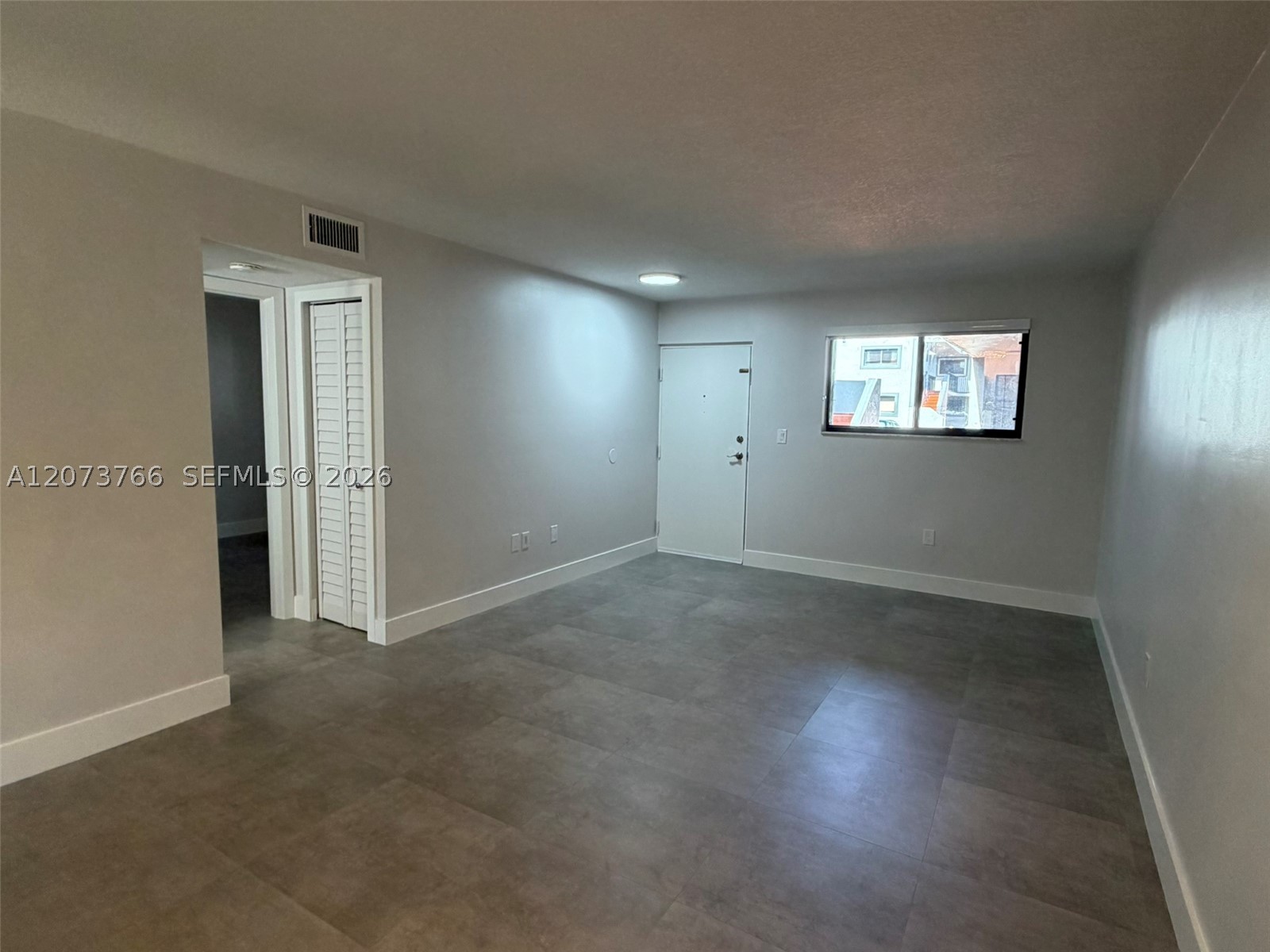 1360 W 41st St #103, Hialeah FL 33012