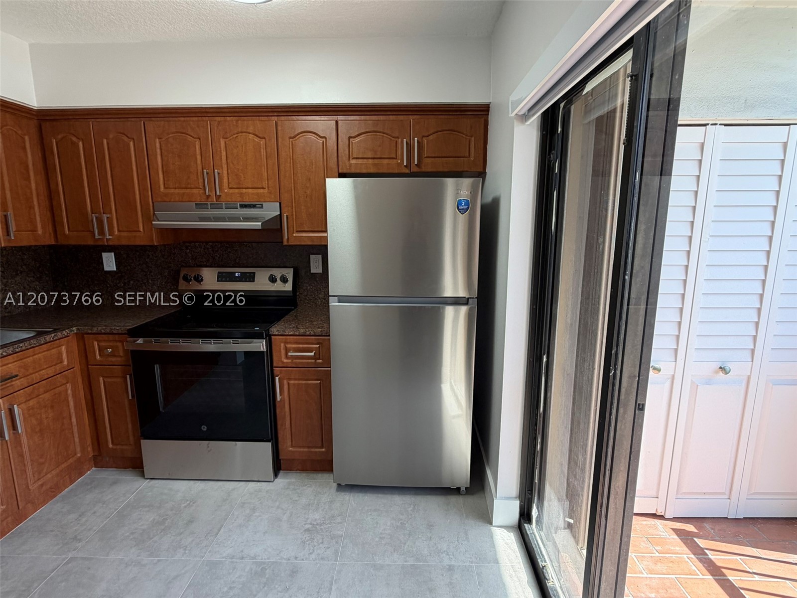 1360 W 41st St #103, Hialeah FL 33012